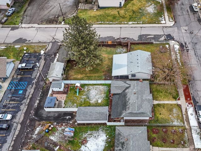 2927 E Marshall Ave, Spokane, WA 99207