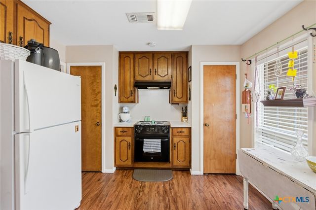 110 Rio Vista Drive, Victoria, TX 77904