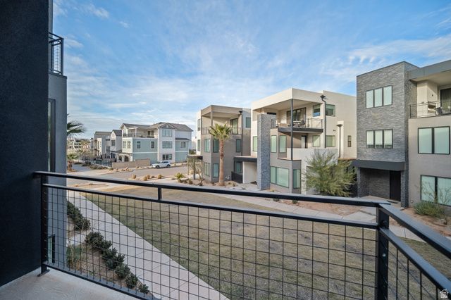 756 W SAPPHIRE LN, St. George, UT 84790