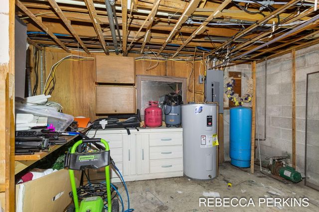 14705 Valley View Avenue, Holland, MI 49424