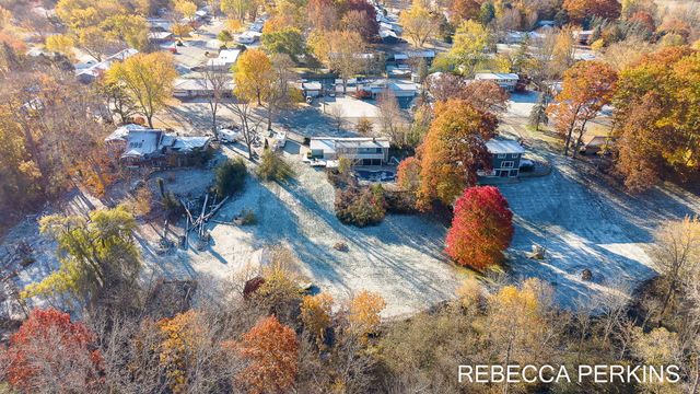 14705 Valley View Avenue, Holland, MI 49424