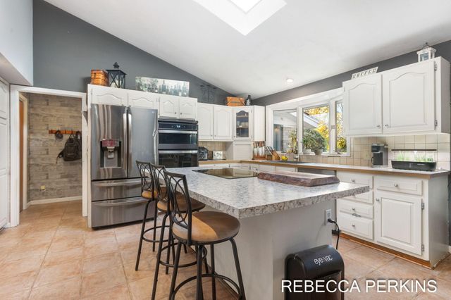 14705 Valley View Avenue, Holland, MI 49424