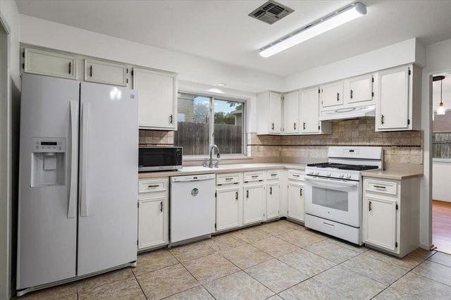 1413 Gracy DR, Austin, TX 78758