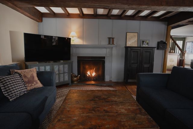 5 Putnam Hill Rd, Sutton, MA 01590