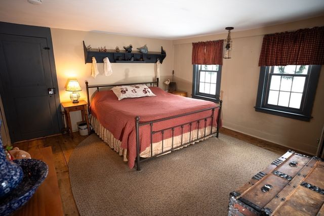 5 Putnam Hill Rd, Sutton, MA 01590