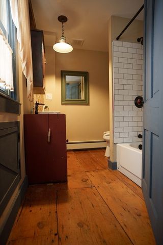 5 Putnam Hill Rd, Sutton, MA 01590