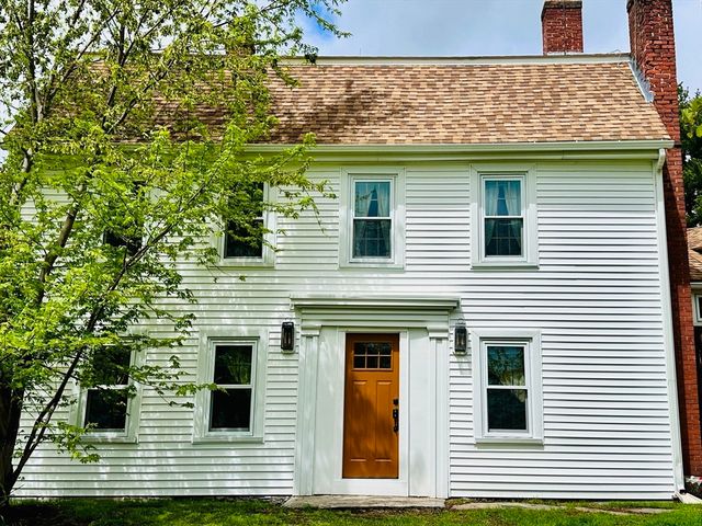 5 Putnam Hill Rd, Sutton, MA 01590