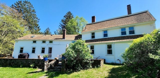 5 Putnam Hill Rd, Sutton, MA 01590