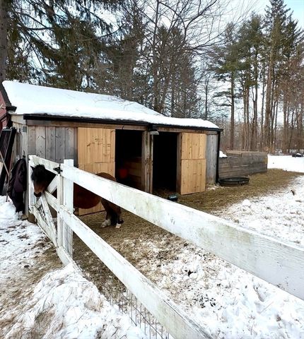 5 Putnam Hill Rd, Sutton, MA 01590