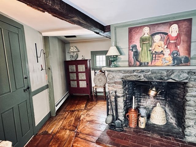 5 Putnam Hill Rd, Sutton, MA 01590