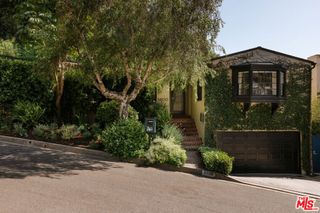 5800 Spring Oak Terrace, Los Angeles, CA 90068