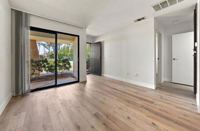 2810 N Arcadia Court A-115, Palm Springs, CA 92262