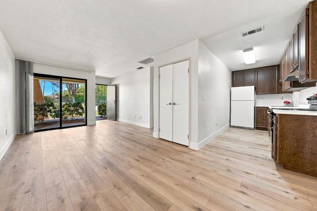 2810 N Arcadia Court A-115, Palm Springs, CA 92262