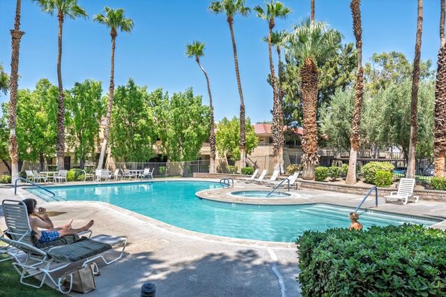 2810 N Arcadia Court A-115, Palm Springs, CA 92262