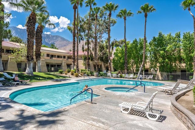 2810 N Arcadia Court A-115, Palm Springs, CA 92262