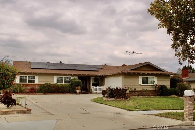 9081 Tangelo, Fontana, CA 92335