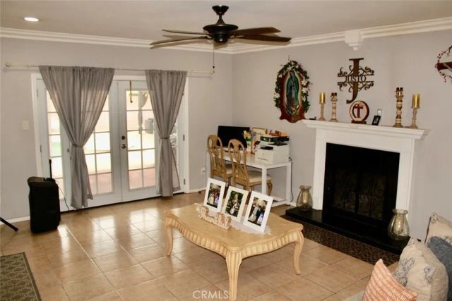 9081 Tangelo, Fontana, CA 92335