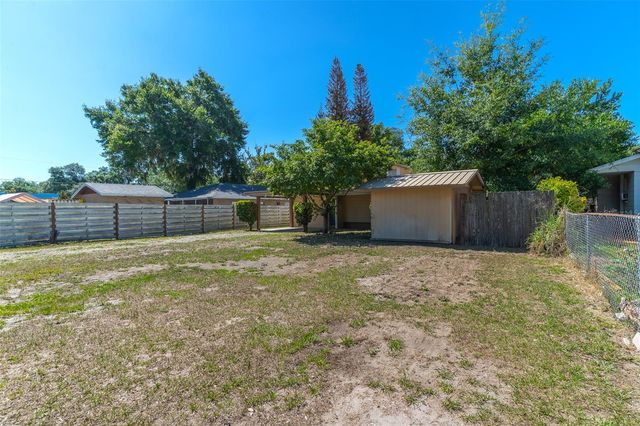 308 W DIXIE STREET, Plant City, FL 33563