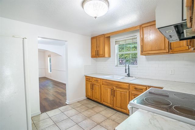 308 W DIXIE STREET, Plant City, FL 33563