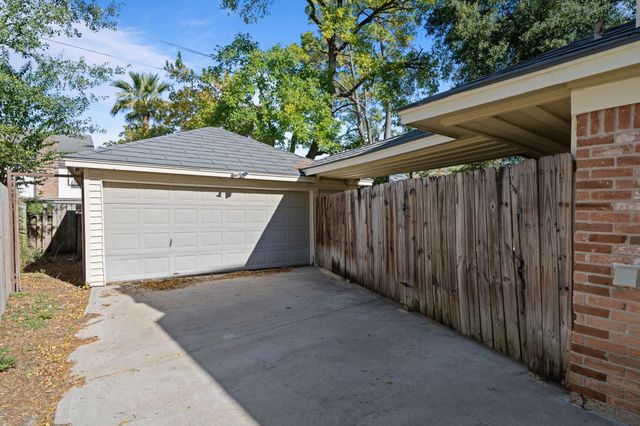 1514 Sweet Grass Trail, Houston, TX 77090