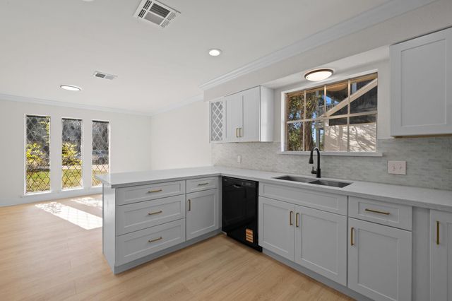 1514 Sweet Grass Trail, Houston, TX 77090