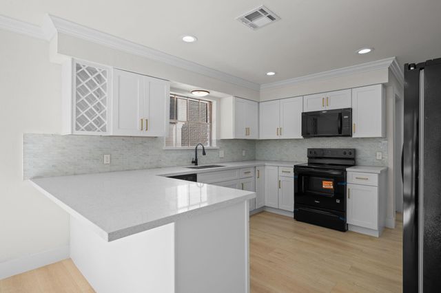 1514 Sweet Grass Trail, Houston, TX 77090