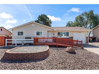 1605 Dixon Dr, Colorado Springs, CO 80909