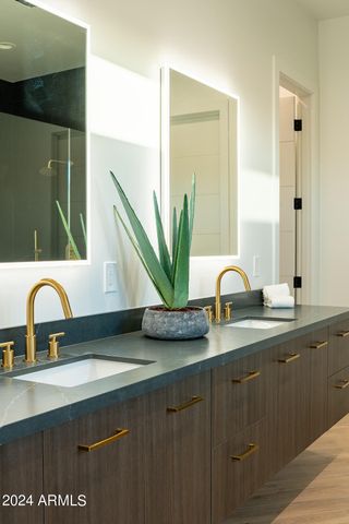 13696 N 88th Place, Scottsdale, AZ 85260