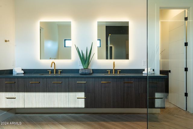 13696 N 88th Place, Scottsdale, AZ 85260