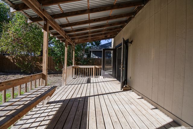 8166 CHERYL MEADOW DR, Converse, TX 78109