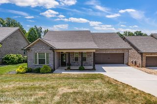 1705 Mountain Drive, Lenoir City, TN 37772