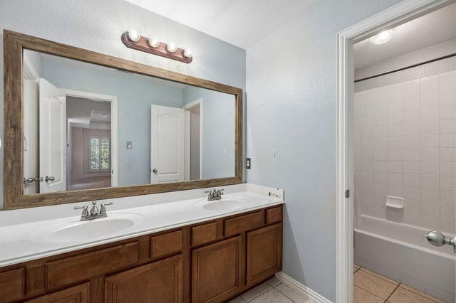 4306 Aston Lane, Mansfield, TX 76063
