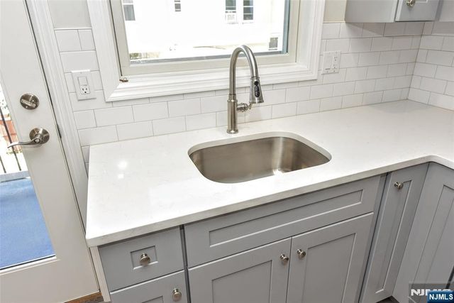 7 Bergen Street 203, Westwood, NJ 07675