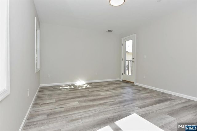 7 Bergen Street 203, Westwood, NJ 07675