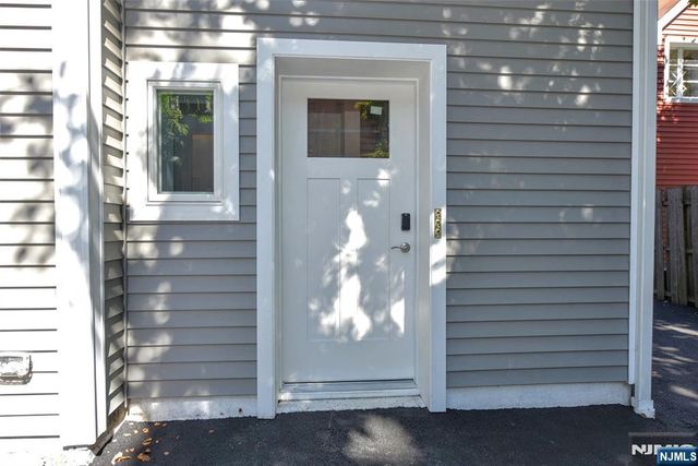 7 Bergen Street 203, Westwood, NJ 07675