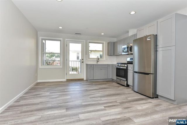 7 Bergen Street 203, Westwood, NJ 07675