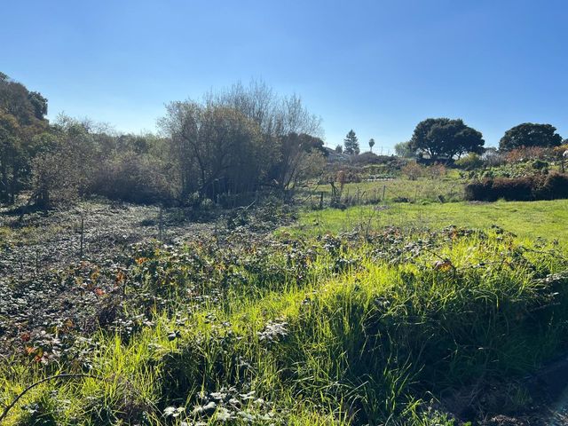 91 Alta Vista Avenue, Watsonville, CA 95076