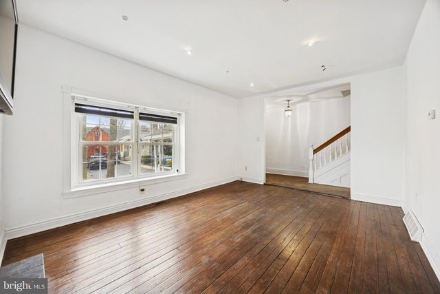 25 MADISON AVE, Lansdowne, PA 19050