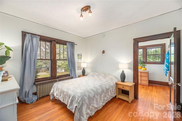 12 Oteen Church Road, Asheville, NC 28805