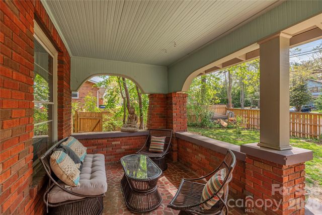 12 Oteen Church Road, Asheville, NC 28805