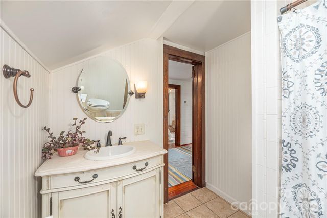 12 Oteen Church Road, Asheville, NC 28805