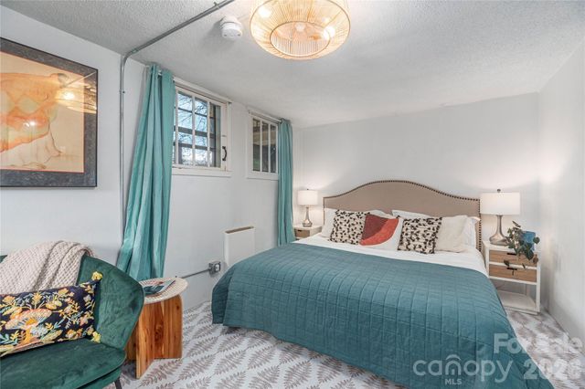 12 Oteen Church Road, Asheville, NC 28805