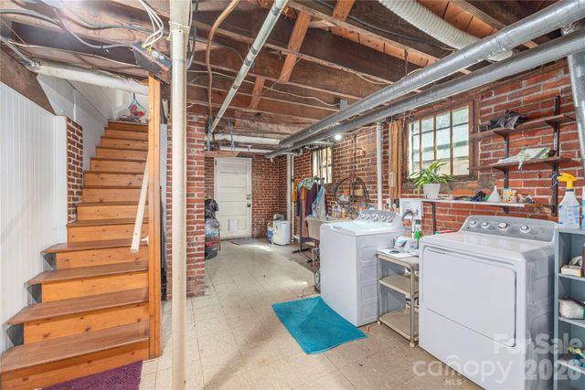 12 Oteen Church Road, Asheville, NC 28805