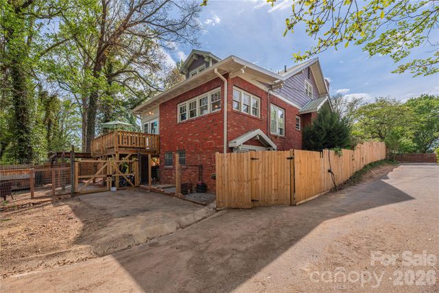 12 Oteen Church Road, Asheville, NC 28805