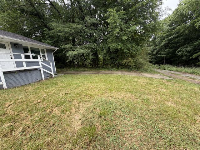 421 Plum St, Clarksville, TN 37042