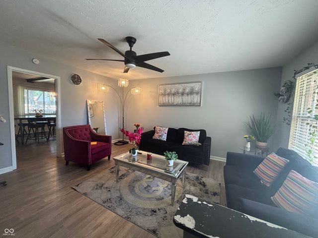 9442 Gemini Drive, Indianapolis, IN 46229