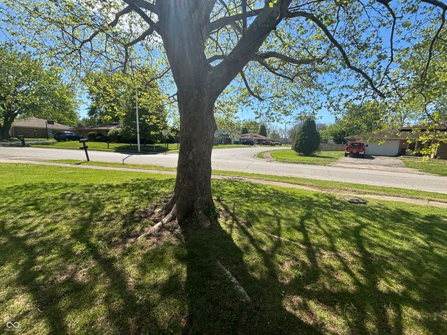 9442 Gemini Drive, Indianapolis, IN 46229