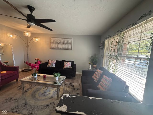 9442 Gemini Drive, Indianapolis, IN 46229