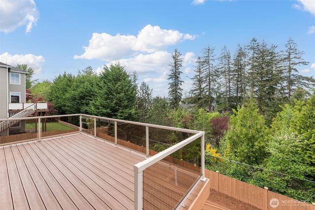 11921 157th Avenue NE, Redmond, WA 98052