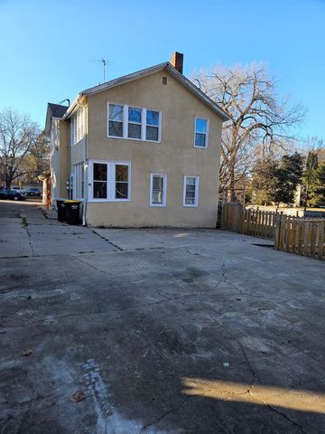 780 Dodd Road, West Saint Paul, MN 55118